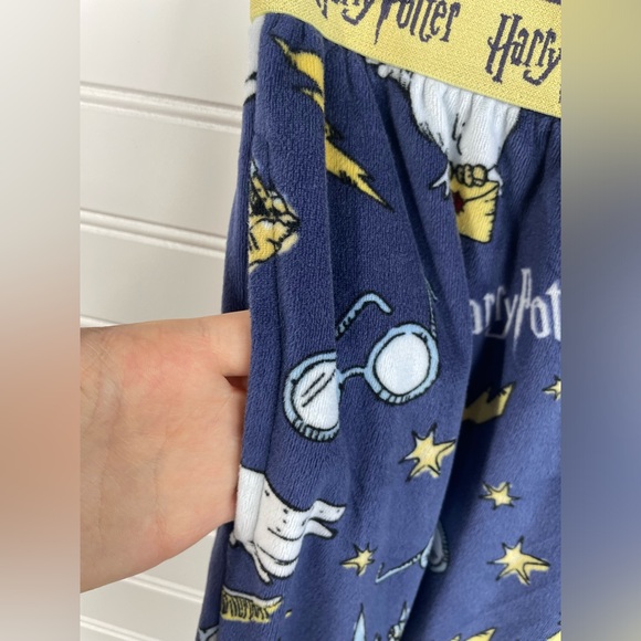 Warner Bros. Harry Potter Kids Pajama Bottoms - Blue and Yellow - Picture 6 of 9